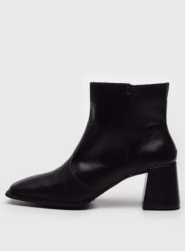 Bota Salto Bloco Bico Quadrado