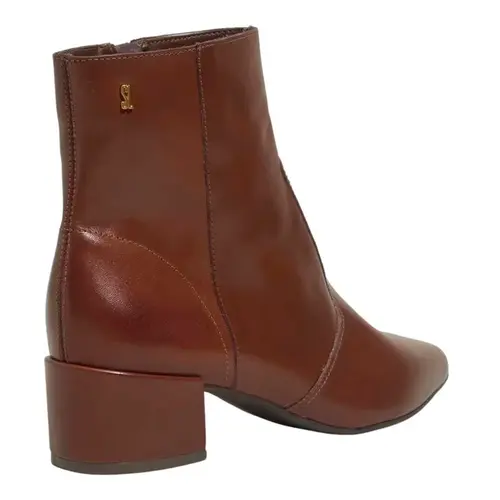 Bota Couro Salto Baixo
