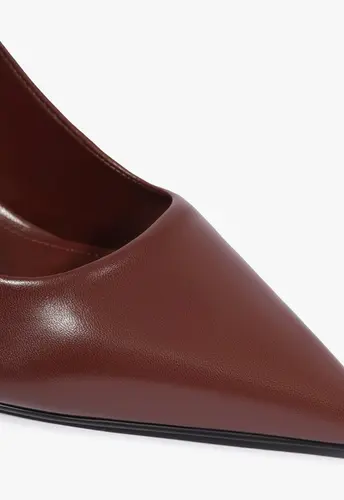 Scarpin Lena Low Couro